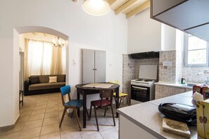 Interior - NISYROS VIEWS (NISYROS DODEKANISSA)