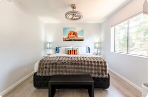 1 bedroom, in-room safe, iron/ironing board, WiFi