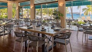 Dining - Studio Double @ WorldMark Elysian Beach Resort (St Thomas)