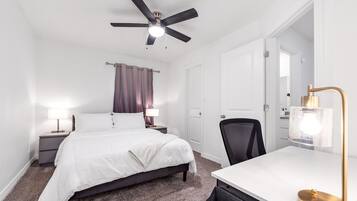 2 bedrooms, desk, iron/ironing board, free WiFi