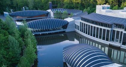 Winter Rates 2BD Near Walmart HQ | Long Stay Discounts