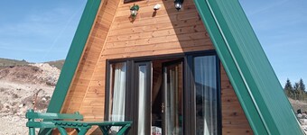 Cozy bungalow in lovely Žabljak with WiFi, AC