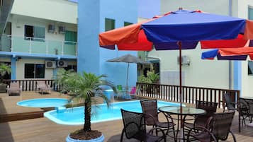 2 indoor pools