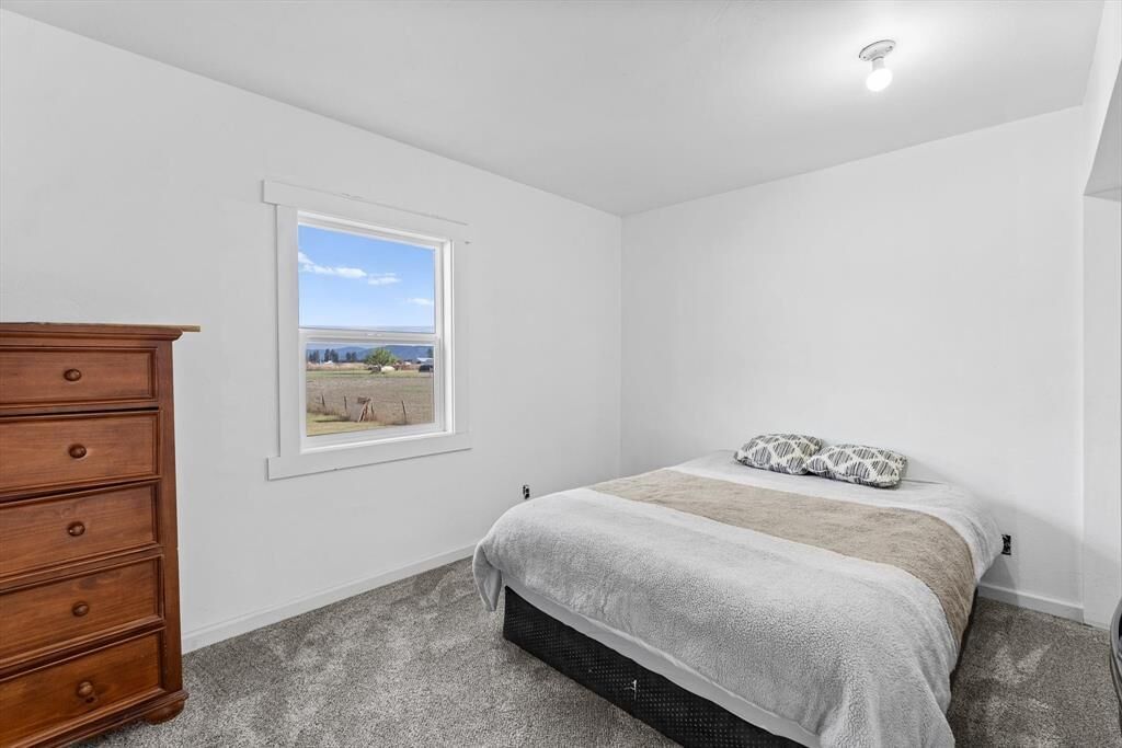 4 dormitorios, tabla de planchar con plancha, wifi gratis y ropa de cama