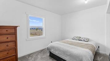 4 dormitorios, tabla de planchar con plancha, wifi gratis y ropa de cama