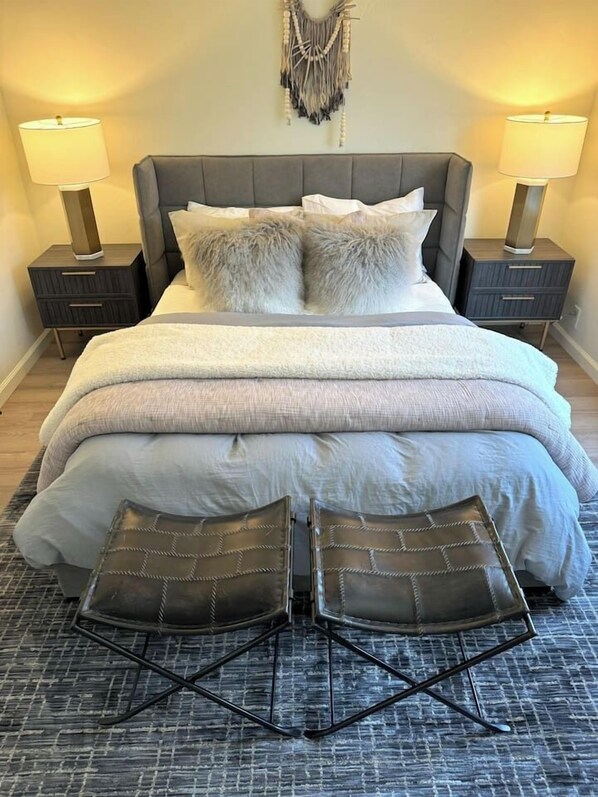 3 chambres, fer et planche à repasser, lit de bébé portatif, Wi-Fi