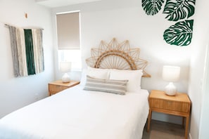 2 bedrooms, desk, iron/ironing board, travel cot