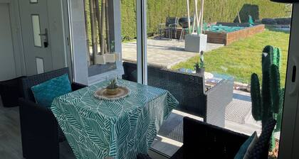 Annex, haven of peace with spa in the countryside