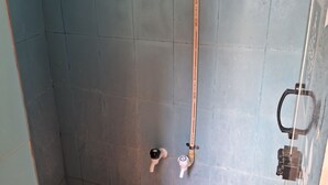 Ferienhaus, 2 Schlafzimmer, Raucher, Balkon | Badezimmer