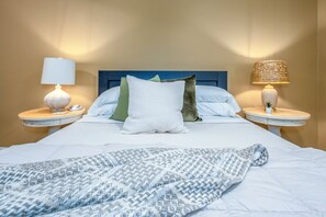 4 bedrooms, desk, iron/ironing board, travel crib