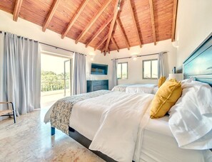 5 quartos, ferros/tábuas de passar roupa, Wi-Fi, roupa de cama