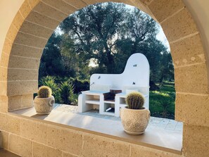 Terrace/patio - VILLA JULSEB, by OSTUNI/ITALIA, ELEGANT VILLA WITH PRIVATE POOL, Beach 12mn, 6P. (Puglia)