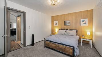 1 dormitorio, tabla de planchar con plancha, cuna de viaje y wifi gratis