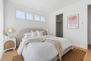 4 dormitorios, tabla de planchar con plancha, wifi y ropa de cama