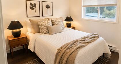 Downtown 2BR - Fast WiFi-Easy Parking -Self Check-in