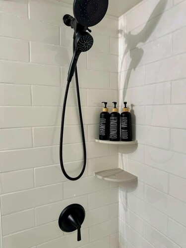 Downtown 2BR - Fast WiFi-Easy Parking -Self Check-in