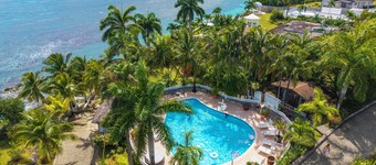 Oceanfront, Cook, 15min OchoRios, Butler, Housekeeper, Kayaks and Snorkels, Pool