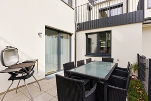 Outdoor dining - Perfect 2-bedroom apartment with WiFi in charming Wien (Wien)