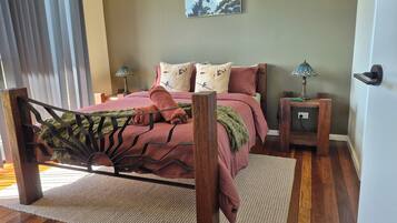 2 bedrooms, free WiFi, bed sheets, wheelchair access