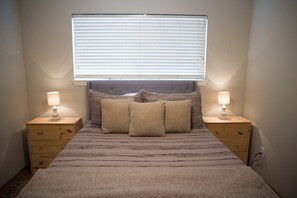 2 bedrooms, desk, iron/ironing board, travel cot