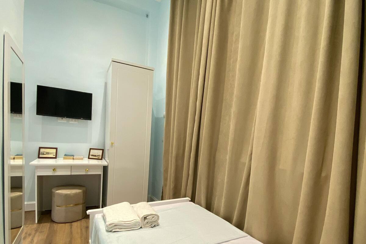 Standard Single Room | Desk, laptop workspace, free WiFi, bed sheets