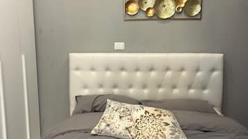 1 chambre, fer et planche Ă  repasser, lit parapluie, Wi-Fi