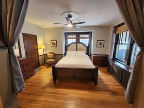 5 quartos, ferros/tábuas de passar roupa, Wi-Fi, roupa de cama