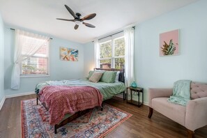 2 bedrooms, WiFi, bed sheets