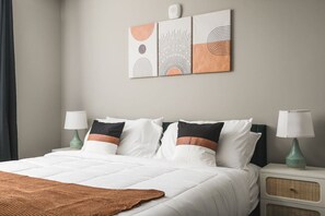 2 bedrooms, desk, iron/ironing board, free WiFi