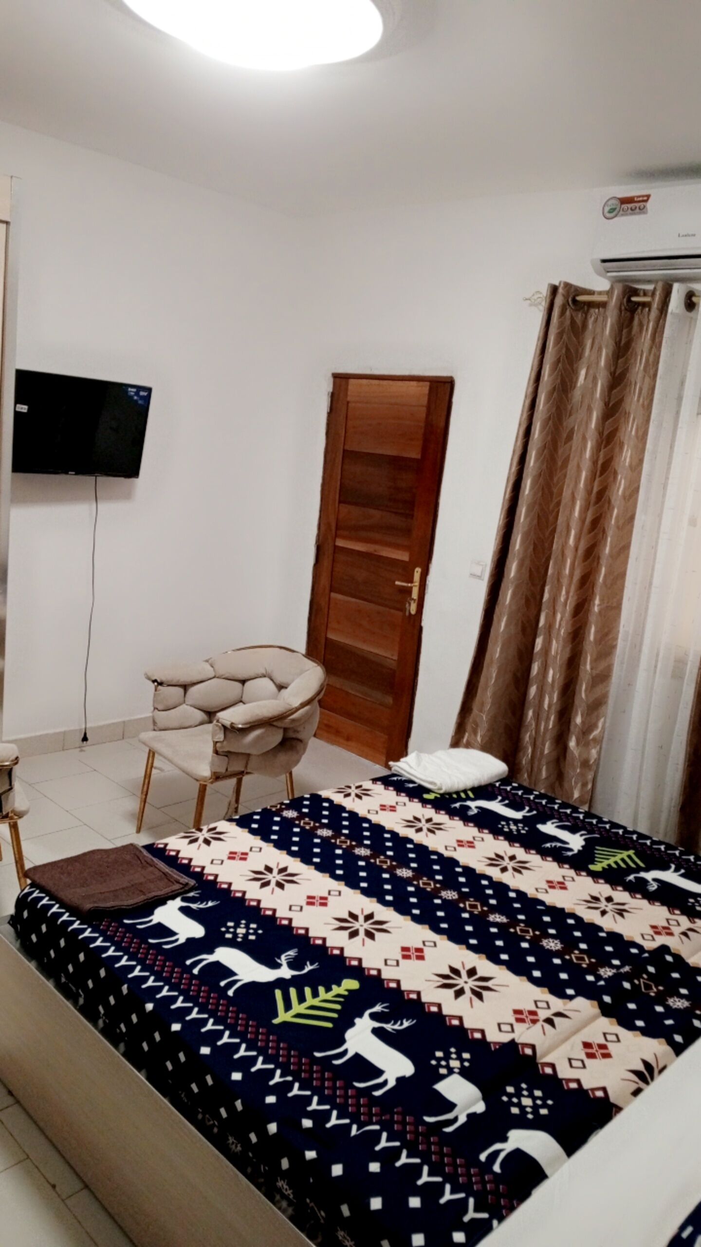 1 soverom, skrivebord, strykejern/-brett og wi-fi