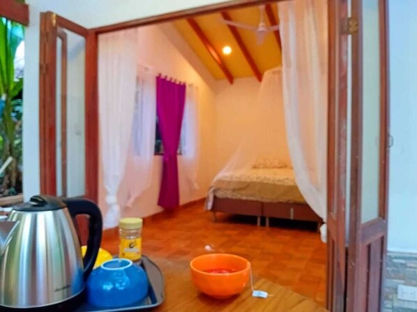 1 bedroom, WiFi, bed sheets