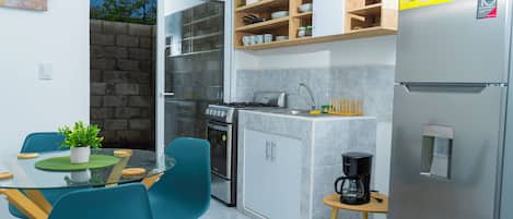 House, 2 Bedrooms, Patio | Private kitchen | Microwave, oven, coffee/tea maker, blender