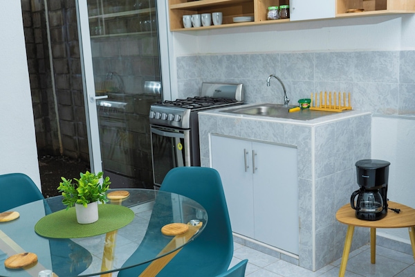 House, 2 Bedrooms, Patio | Private kitchen | Microwave, oven, coffee/tea maker, blender