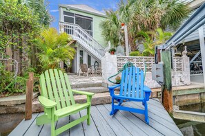 Terrace/patio - 135 Damfiwill - 2 bedroom / 3 Bath - dock for boat - Pet Friendly! (Boca Grande)