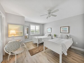 2 Schlafzimmer, Bügeleisen/Bügelbrett, kostenloses WLAN, Bettwäsche