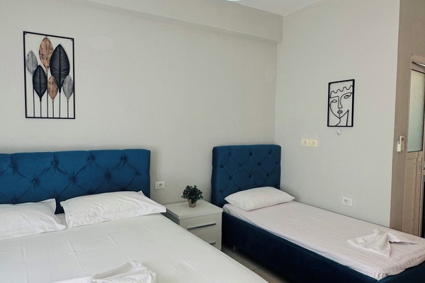Comfort Triple Room, Balcony, Sea View | Desk, laptop workspace, iron/ironing board, free WiFi