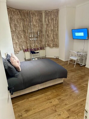 3 camere, ferro/asse da stiro, Wi-Fi