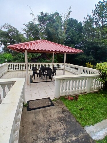 Beautiful 2-bedroom apartment in Cerro Azul for your jungle getaway