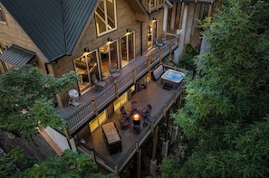 屋外ダイニングエリア