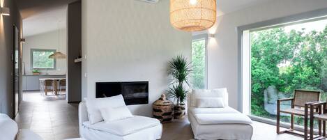 TV connectée, cheminée