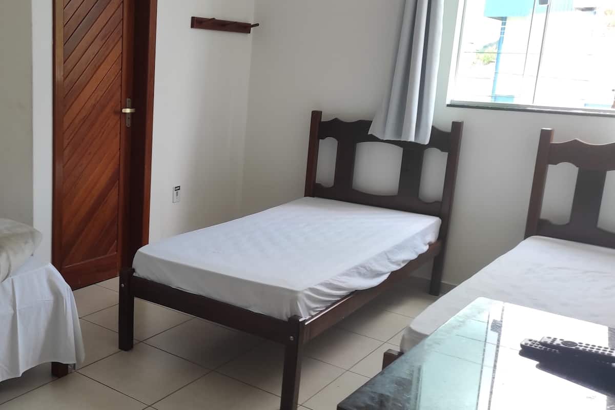 Habitación estándar doble | Escritorio, espacio para trabajar con un portátil, wifi gratis