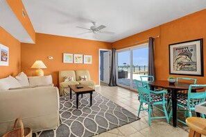 Dining - Oceanfront Multi-Family Retreat .  4 Bed, 4.5 Bath .  2 Fully Equipped Kitchens (Bokeelia)