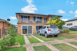 Front of property - Coal d' Vine Chillout - Cessnock NSW (Cessnock)