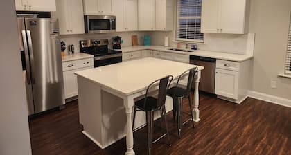 Charming house just minutes to the Augusta National in fabulous North Augusta