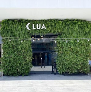 Exterior detail - Oka Floripa Campeche Shopping Studio (Moenda Florianópolis)