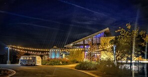 Exterior - Heated Pool, Spa, Lake View & Near Wineries (Canyon Lake)