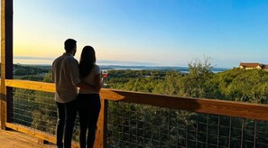 Property grounds - Heated Pool, Spa, Lake View & Near Wineries (Canyon Lake)