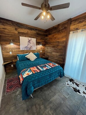 3 bedrooms, travel crib, free WiFi, bed sheets