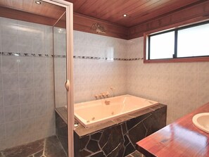 Douche, serviettes fournies