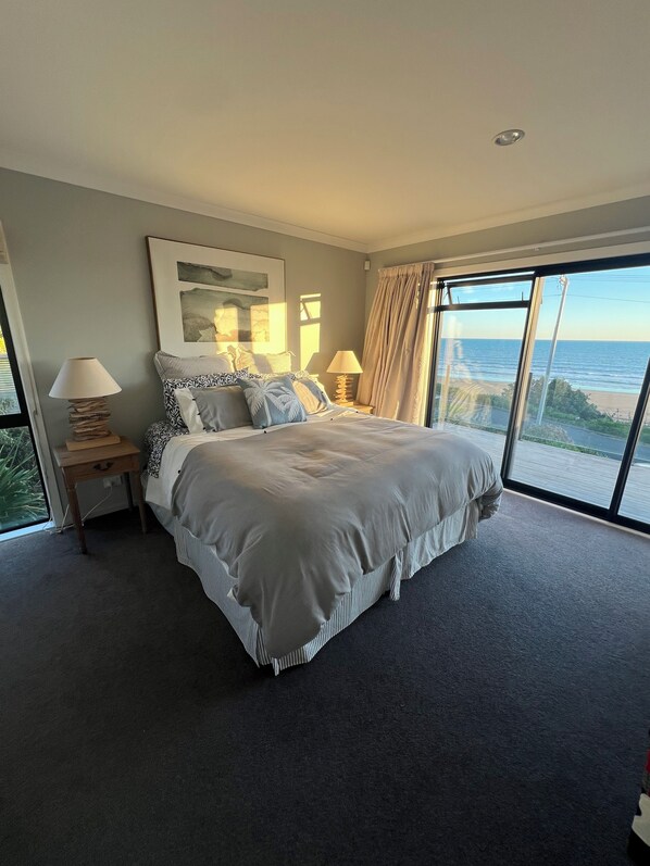 5 makuuhuonetta, vauvan matkasänky, Wi-Fi, vuodevaatteet